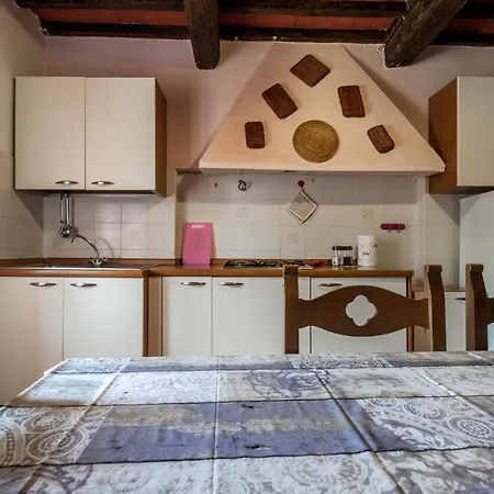 Farm stay La Pieve - Rose